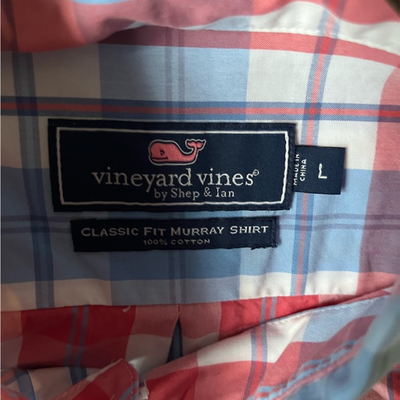 Vineyard Buttondown Large - Picture 2 of 2